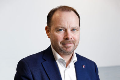 lars-akerblom-393x262